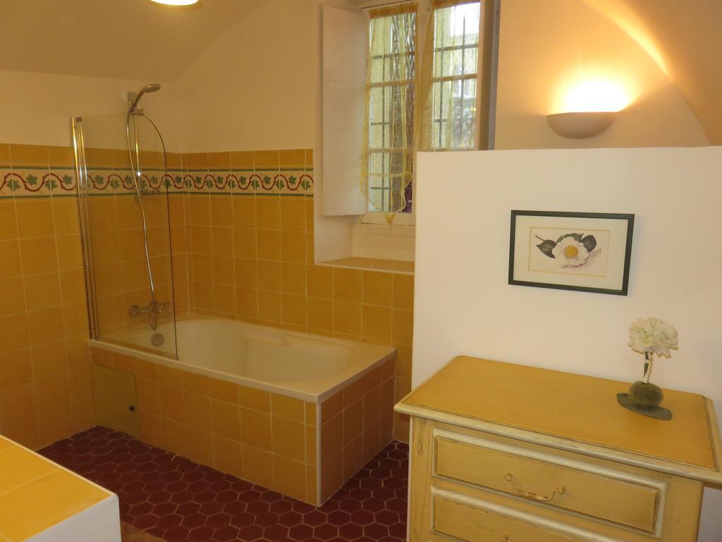 Bed and Breakfast Le Clos Des Canebiers à Grasse Chambre photo