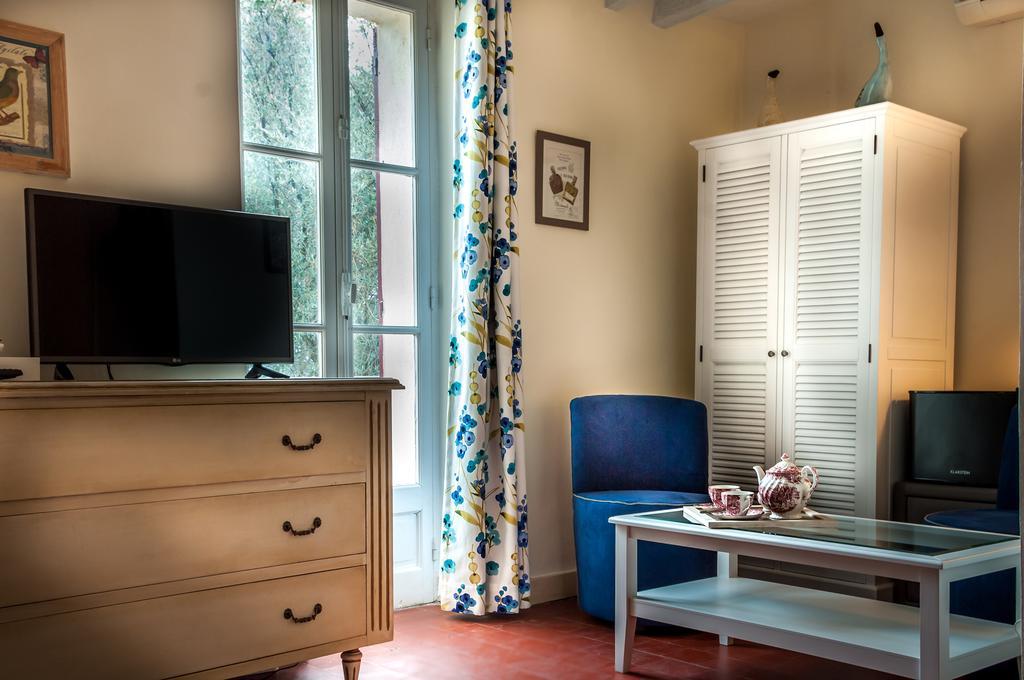 Bed and Breakfast Le Clos Des Canebiers à Grasse Chambre photo