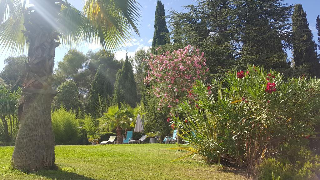 Bed and Breakfast Le Clos Des Canebiers à Grasse Extérieur photo