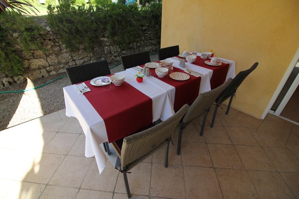Bed and Breakfast Le Clos Des Canebiers à Grasse Extérieur photo